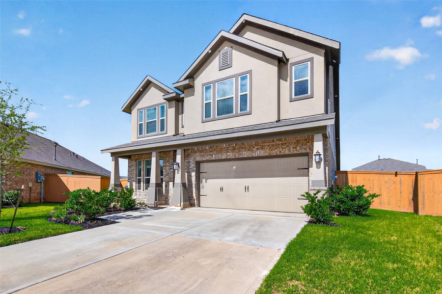 Property photo for 27135 Wandering Glen Lane, Katy, TX