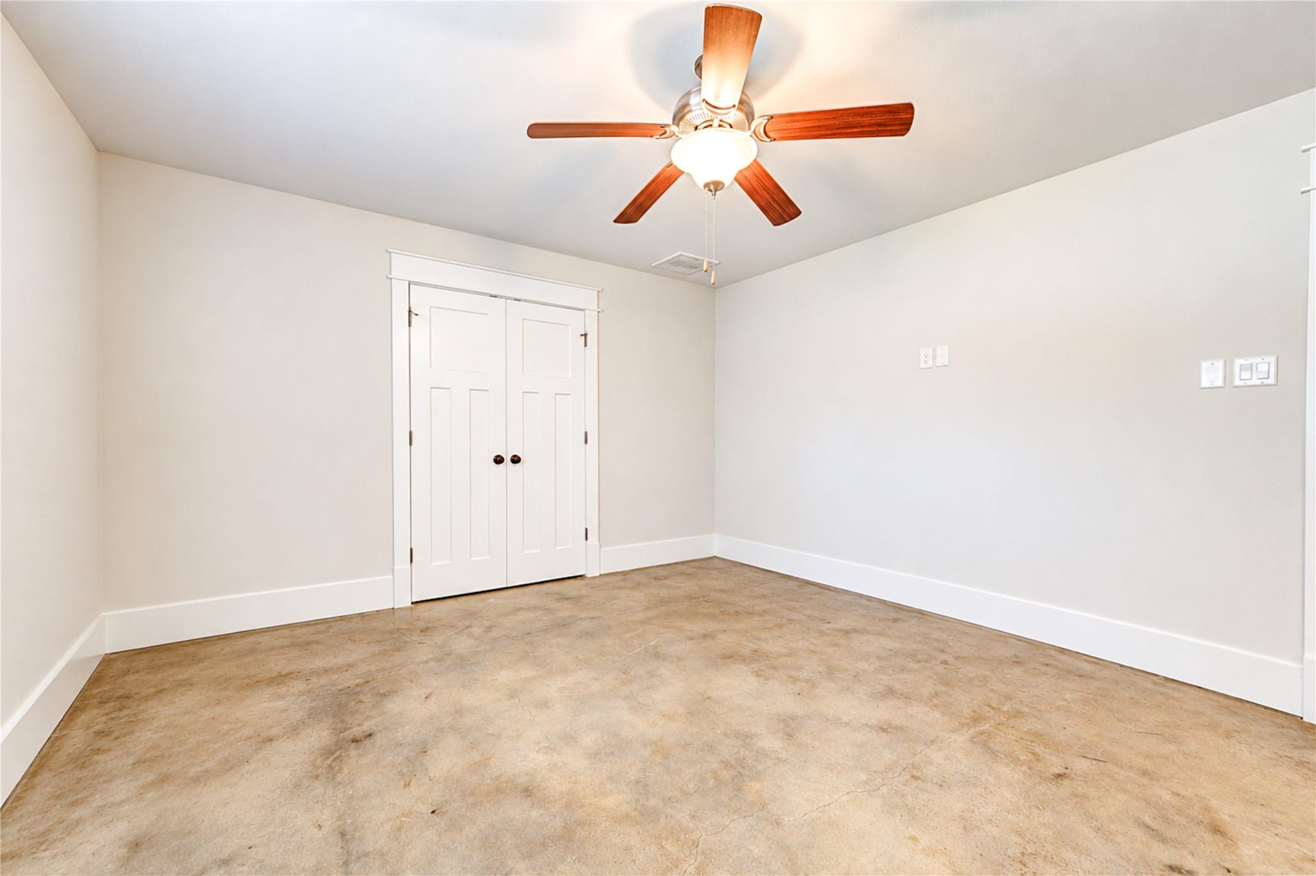2422 De Soto Street, Houston, TX 77091 2422 De Soto Street, Houston, TX 77091