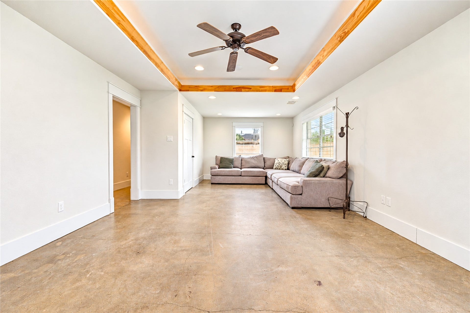 2422 De Soto Street, Houston, TX 77091 2422 De Soto Street, Houston, TX 77091
