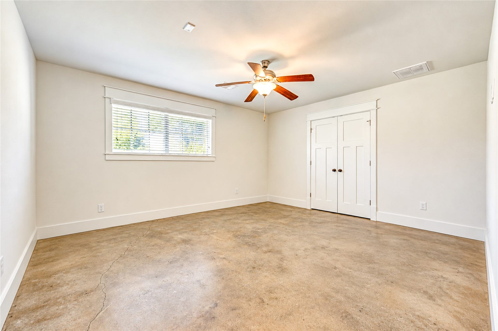 2422 De Soto Street, Houston, TX 77091 2422 De Soto Street, Houston, TX 77091