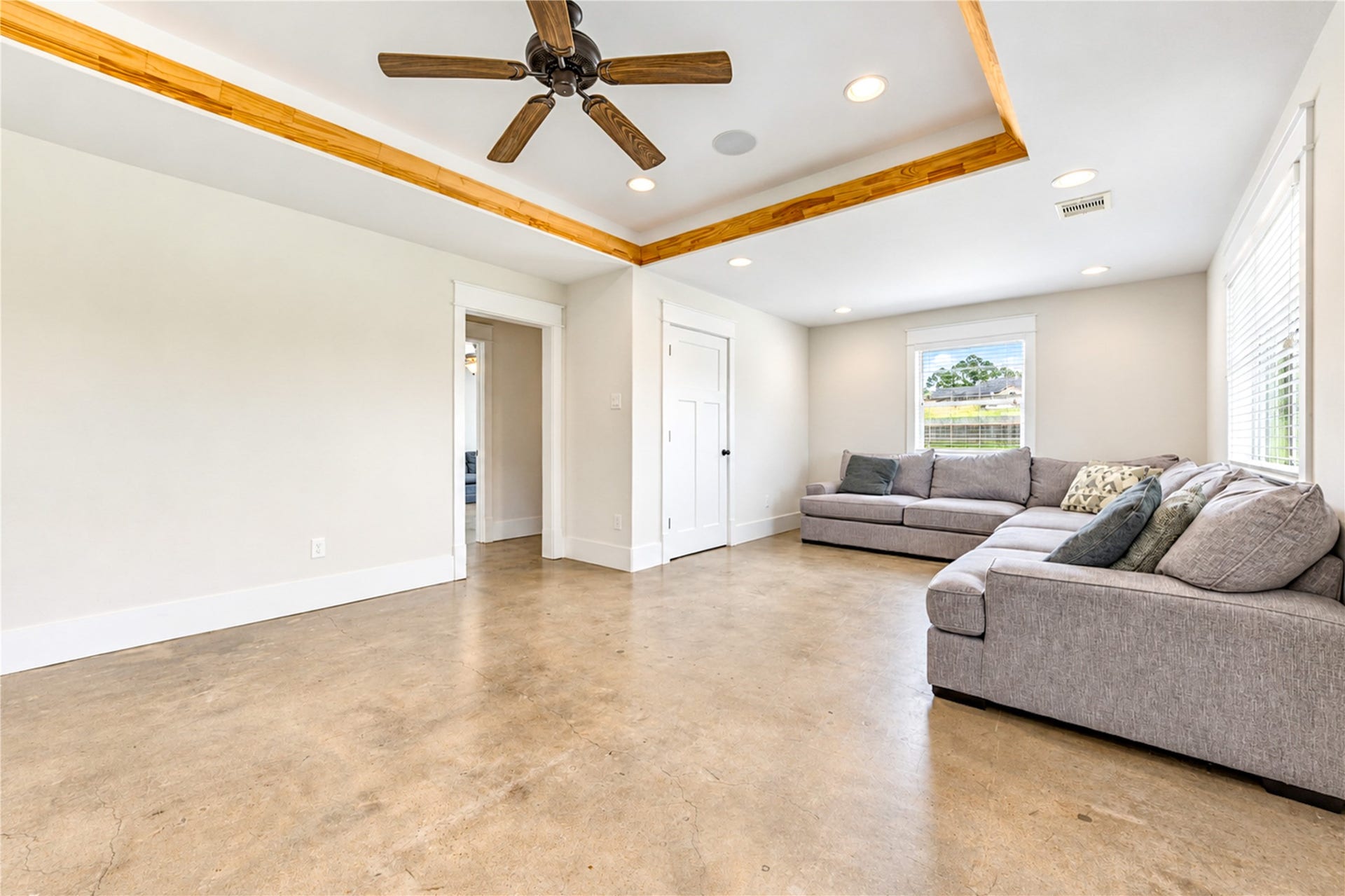 2422 De Soto Street, Houston, TX 77091 2422 De Soto Street, Houston, TX 77091