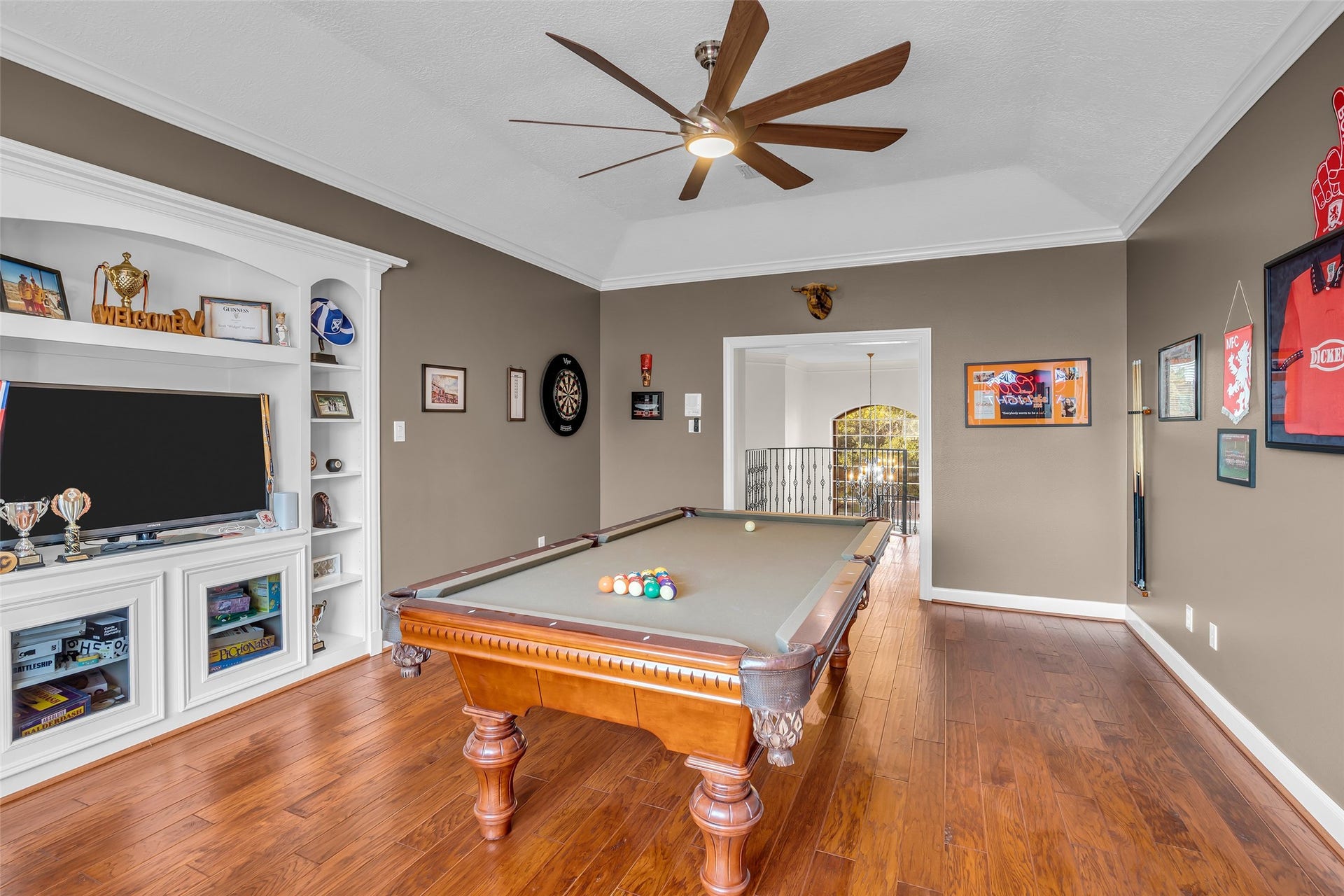 19023 Windsor Lakes Drive, Houston, TX 77094 On the second floor is a game room.