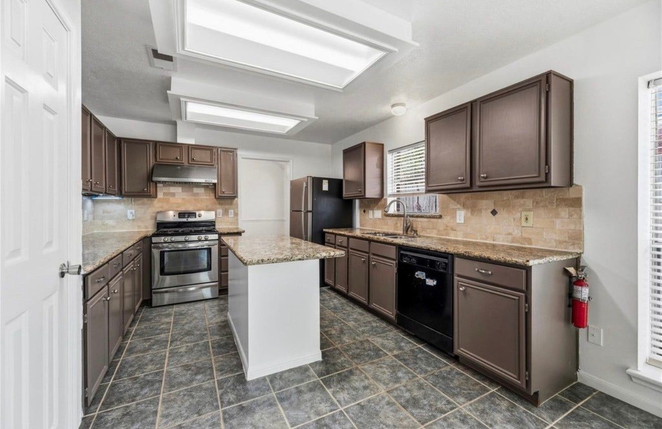 16423 Maple Downs Lane, Sugar Land, TX 77498