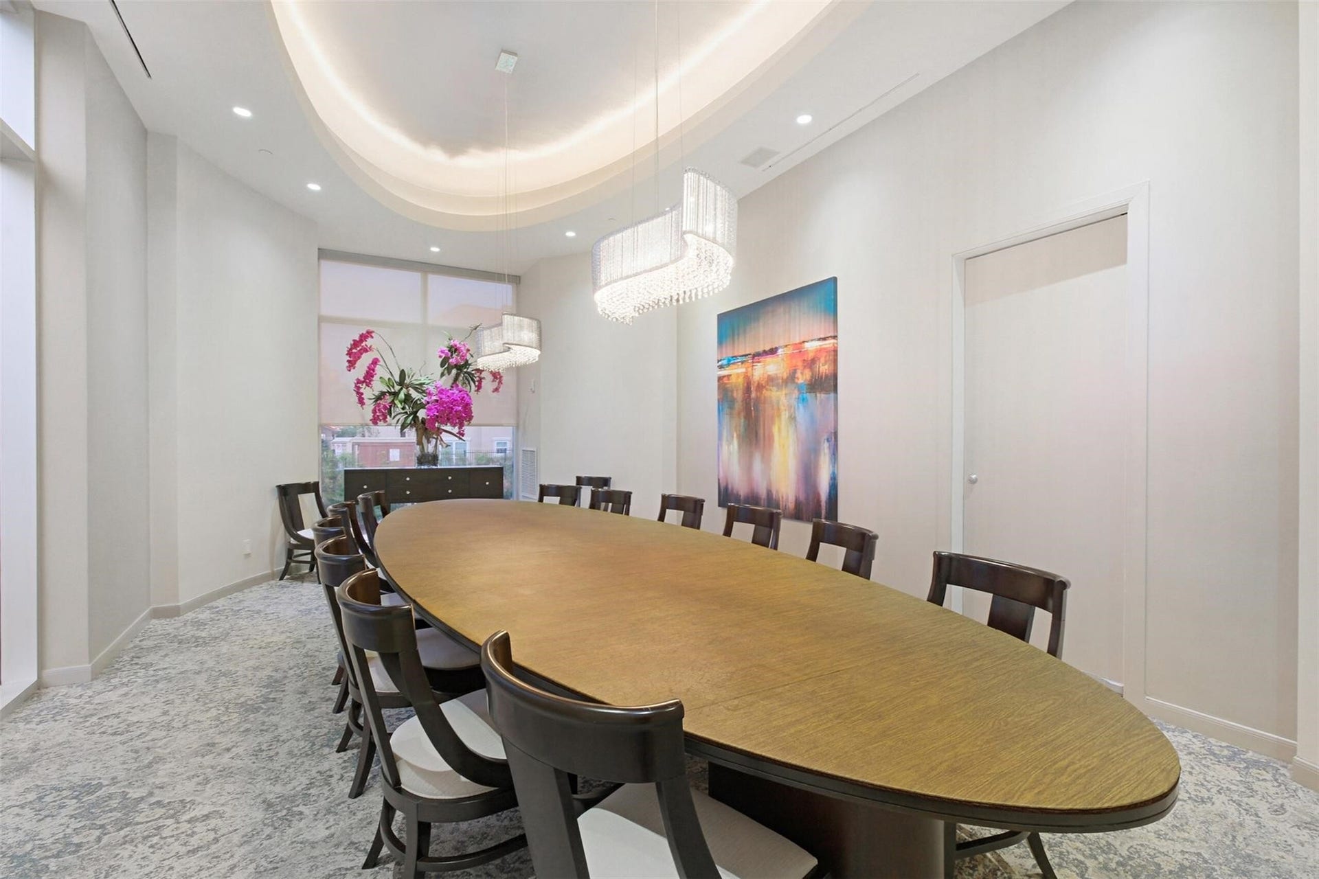 3333 Allen Parkway, #3003, Houston, TX 77019 The professional spaces of The Royalton include a conference room.