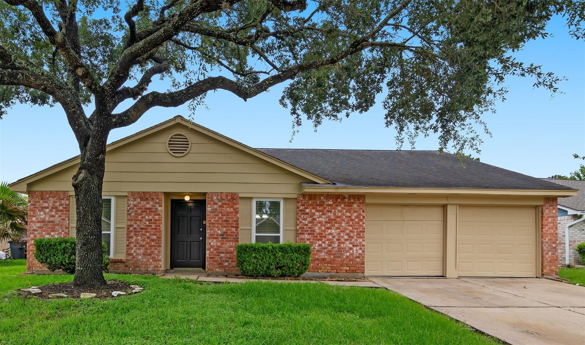 19635 Moonhollow Drive, Houston, TX 77084 19635 Moonhollow Drive, Houston, TX 77084