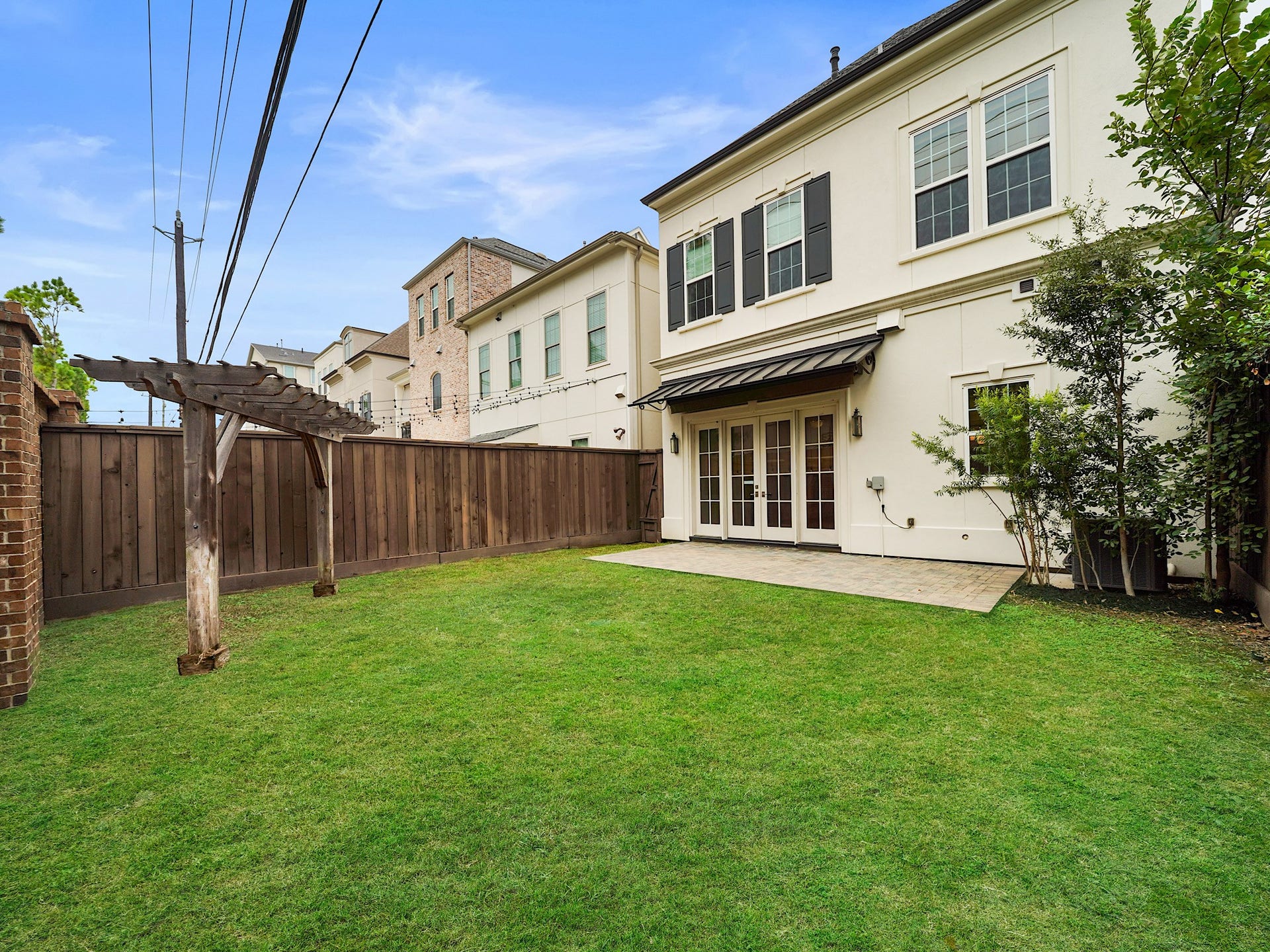 949 Dunleigh Meadows Lane, Houston, TX 77055 949 Dunleigh Meadows Lane, Houston, TX 77055
