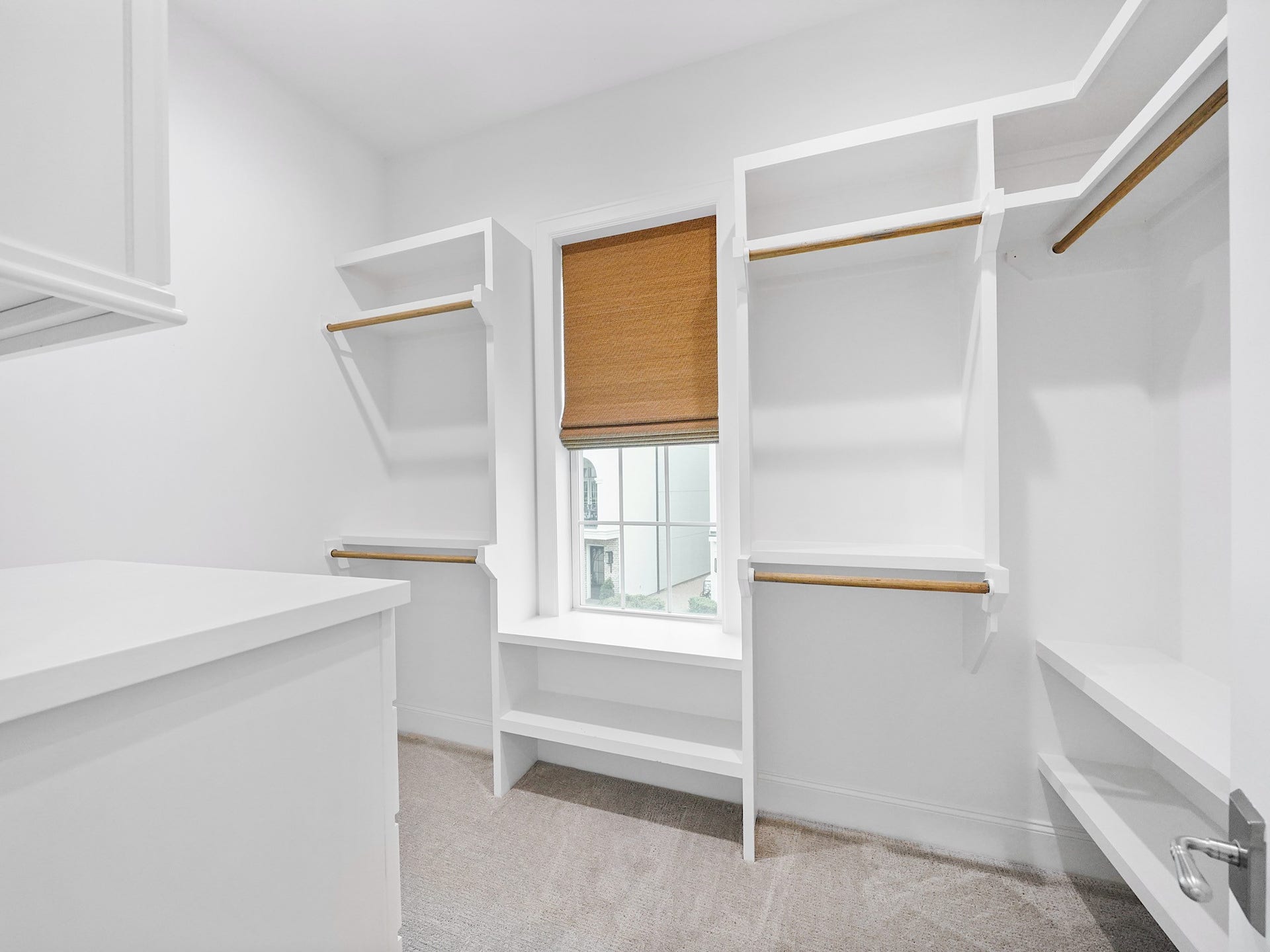 949 Dunleigh Meadows Lane, Houston, TX 77055 949 Dunleigh Meadows Lane, Houston, TX 77055