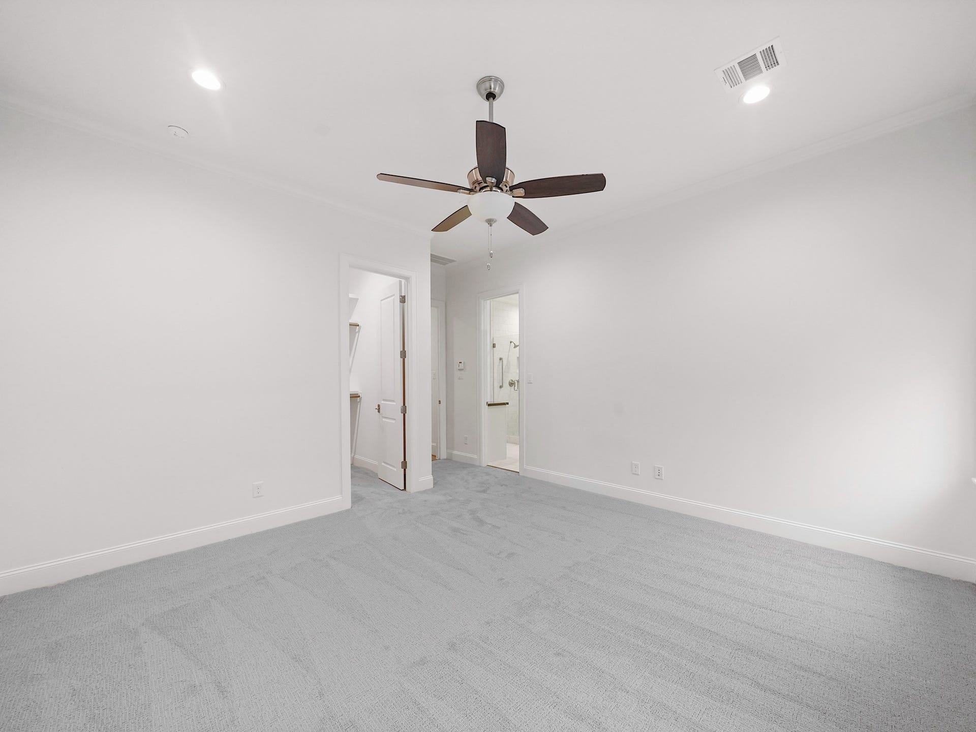 949 Dunleigh Meadows Lane, Houston, TX 77055 949 Dunleigh Meadows Lane, Houston, TX 77055