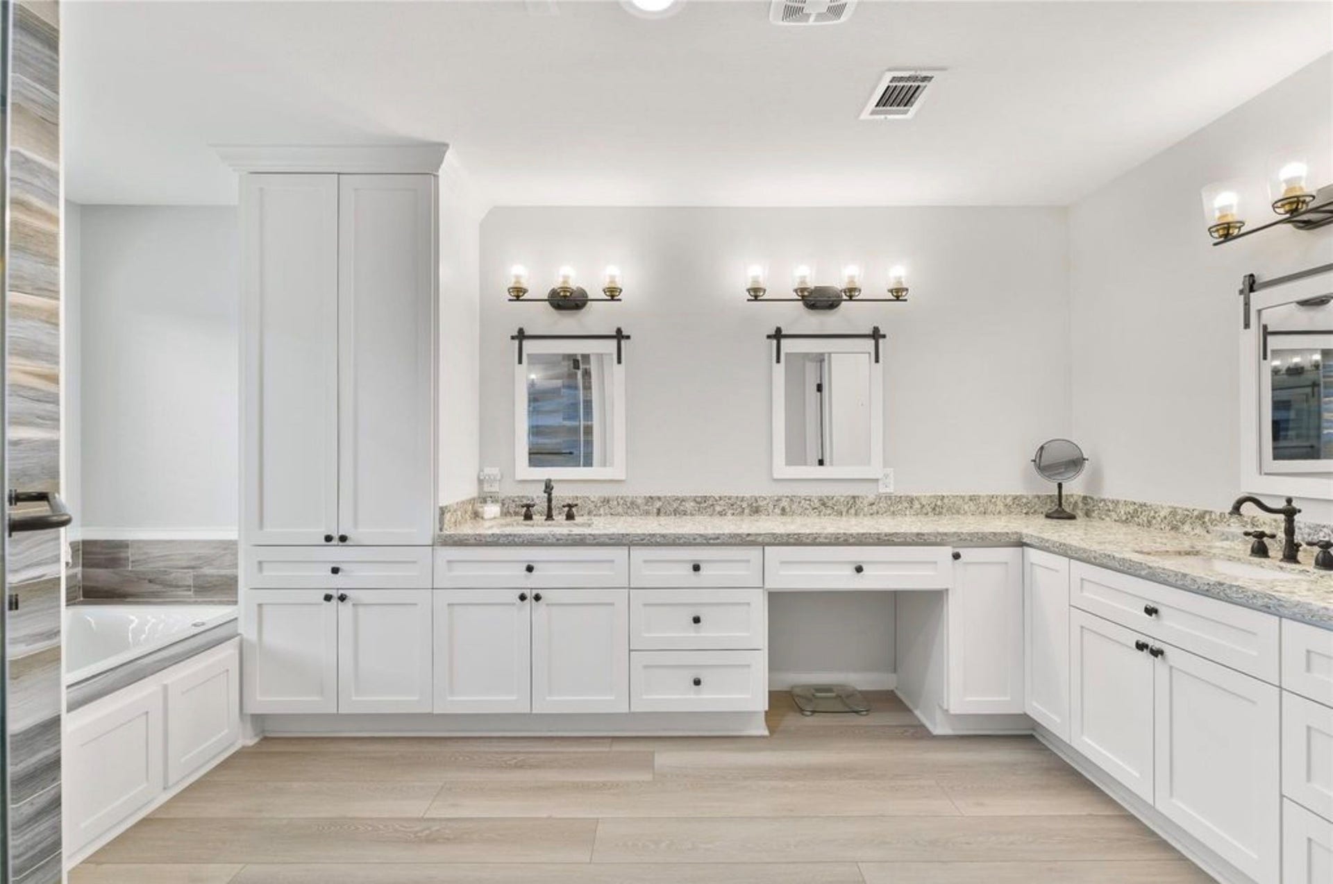 6310 Wickwillow Lane, Alvin, TX 77511 6310 Wickwillow Lane, Alvin, TX 77511