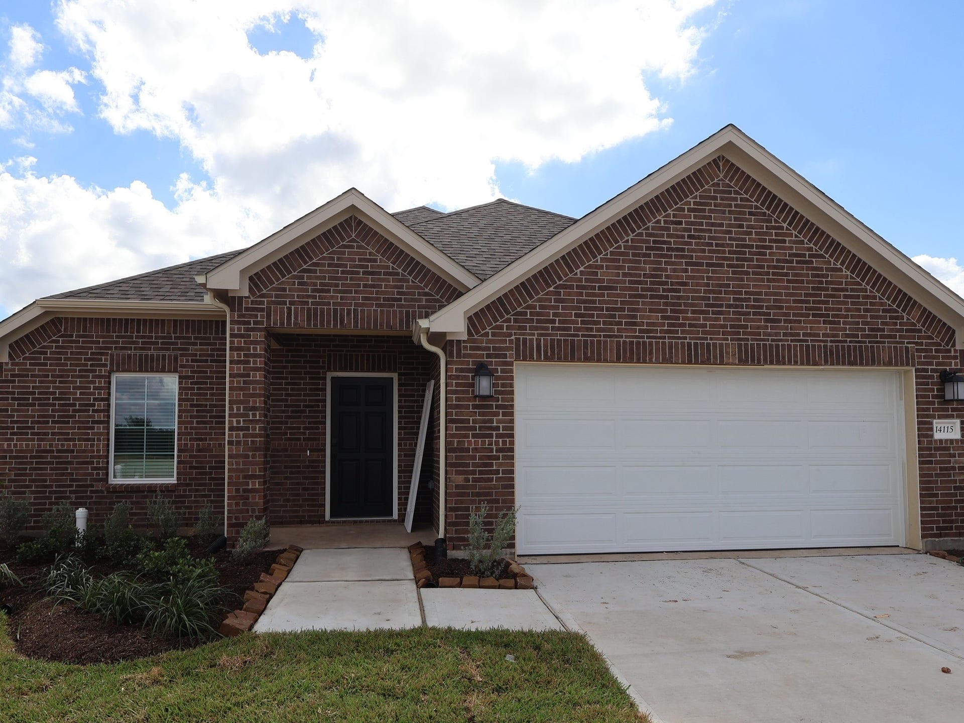 14115 Hillier Run Drive, Santa Fe, TX 77510 14115 Hillier Run Drive, Santa Fe, TX 77510