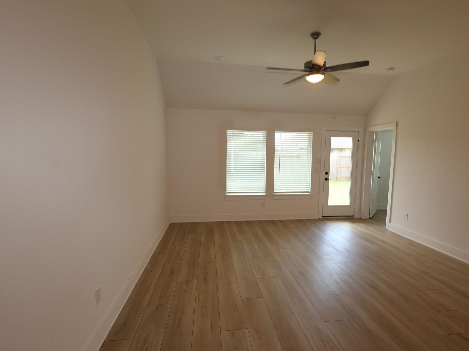14115 Hillier Run Drive, Santa Fe, TX 77510 14115 Hillier Run Drive, Santa Fe, TX 77510