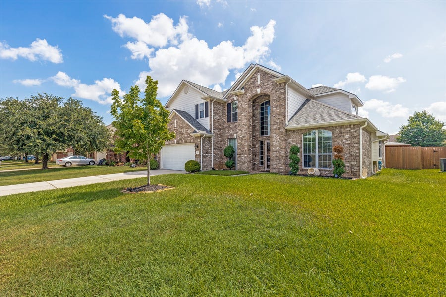 Property photo for 21402 Hannover Forest, Spring, TX