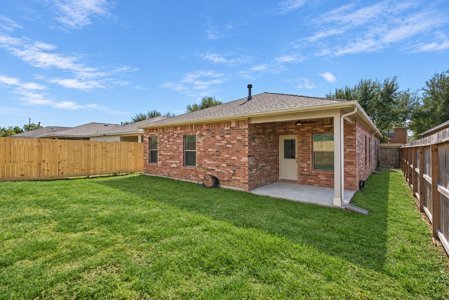 23718 N Newport Bend, Katy, TX 77494 New fence on 3 sides