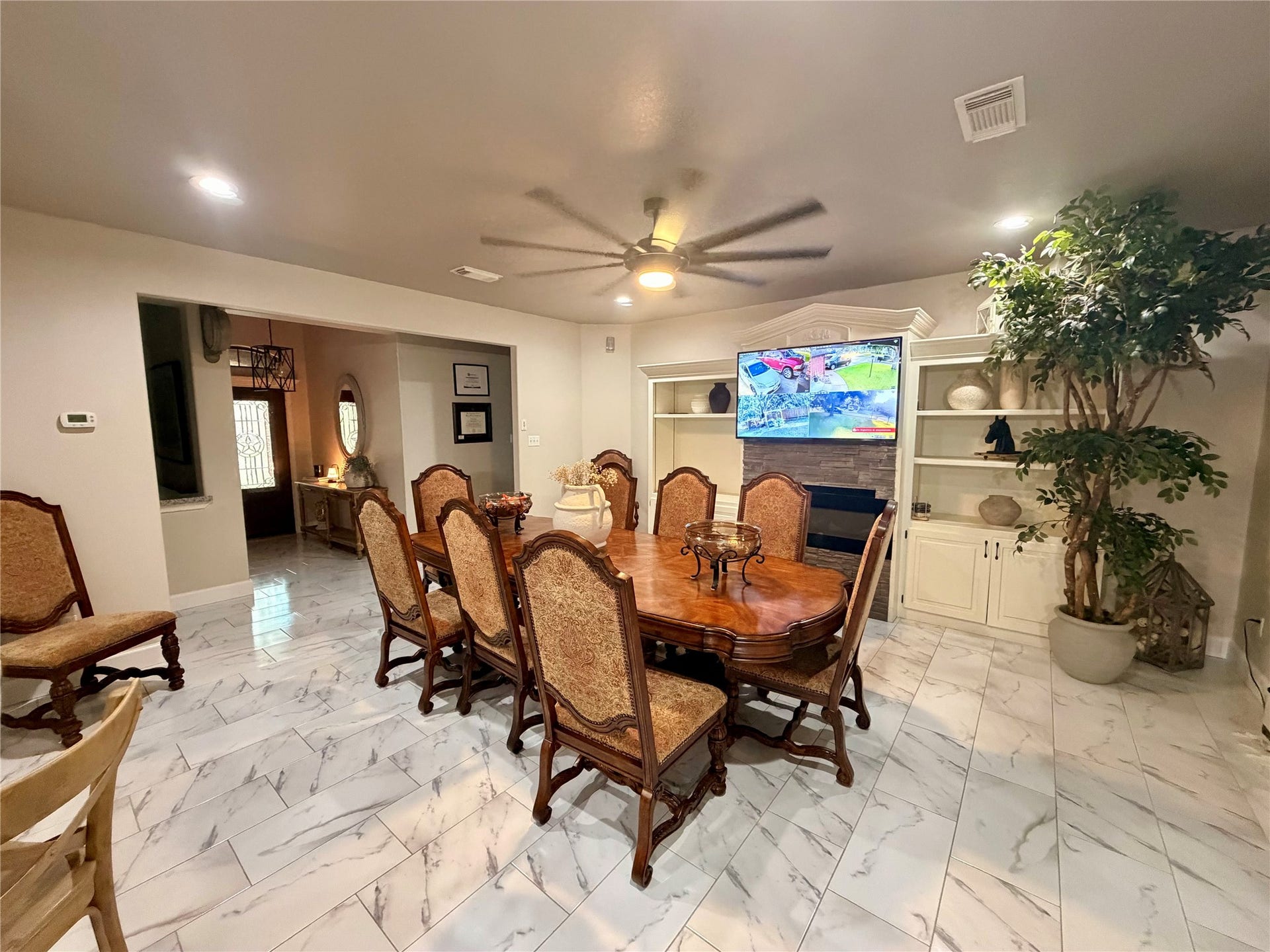 249 Chestnut Street, Lake Jackson, TX 77566 249 Chestnut Street, Lake Jackson, TX 77566