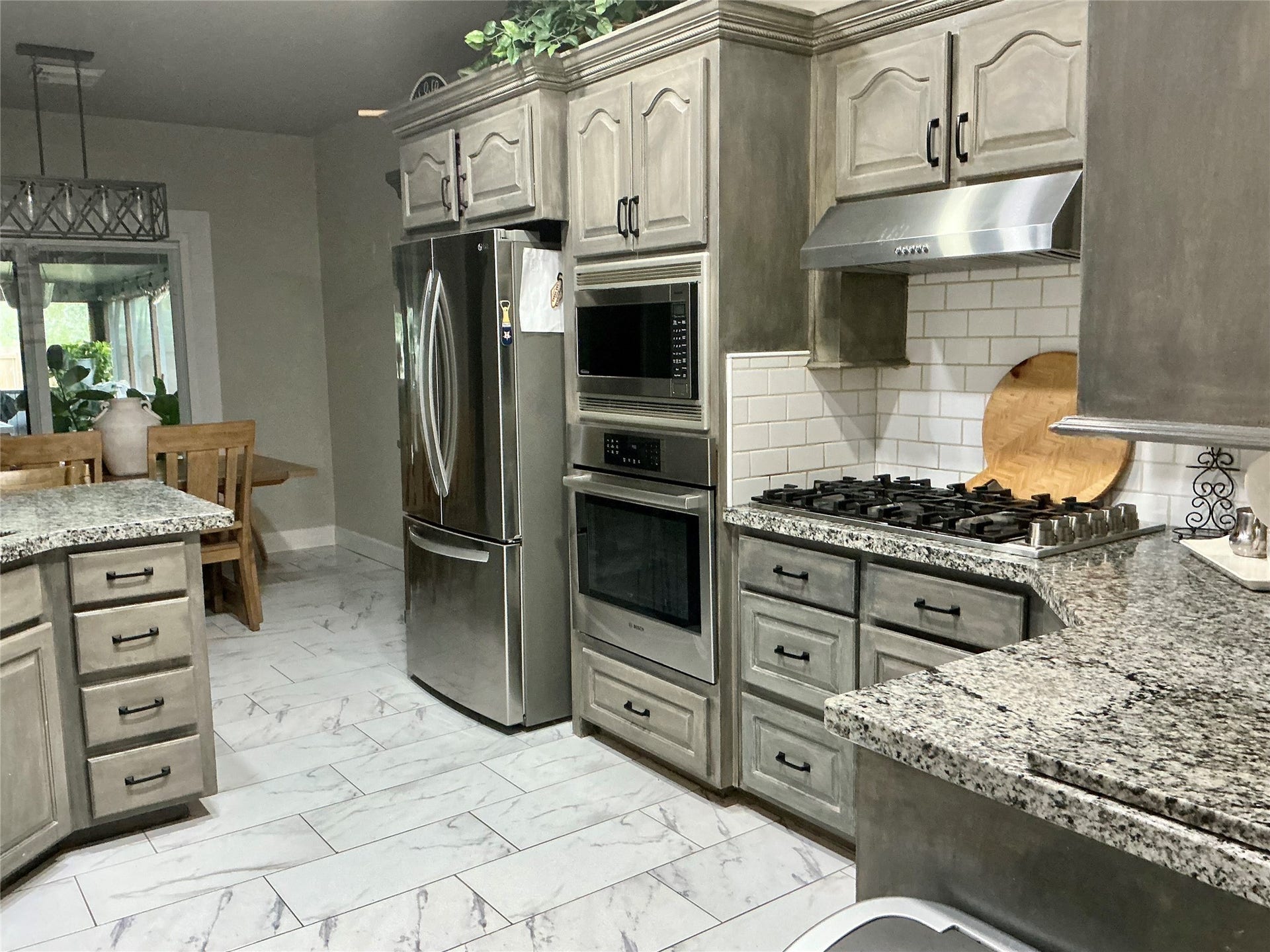 249 Chestnut Street, Lake Jackson, TX 77566 249 Chestnut Street, Lake Jackson, TX 77566