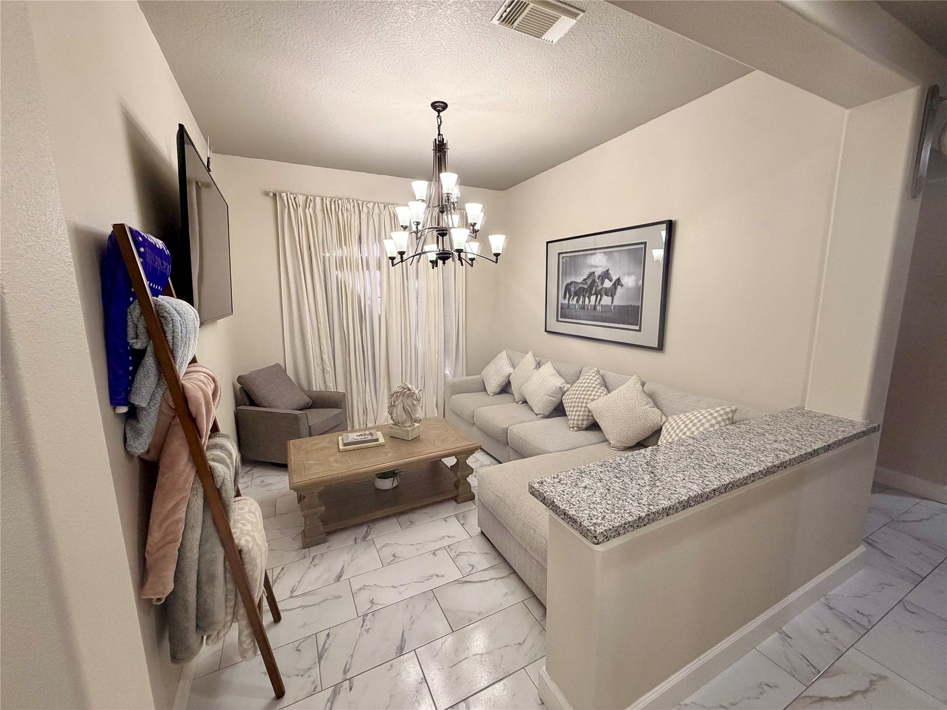 249 Chestnut Street, Lake Jackson, TX 77566 249 Chestnut Street, Lake Jackson, TX 77566