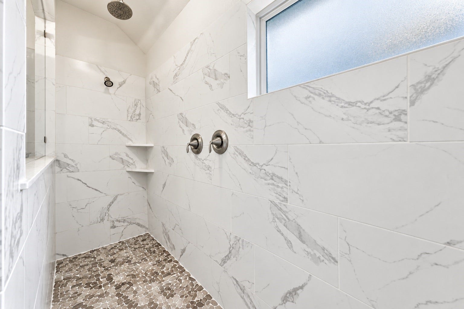 9726 Birdsnest Court, Spring, TX 77379 Walk-In Shower