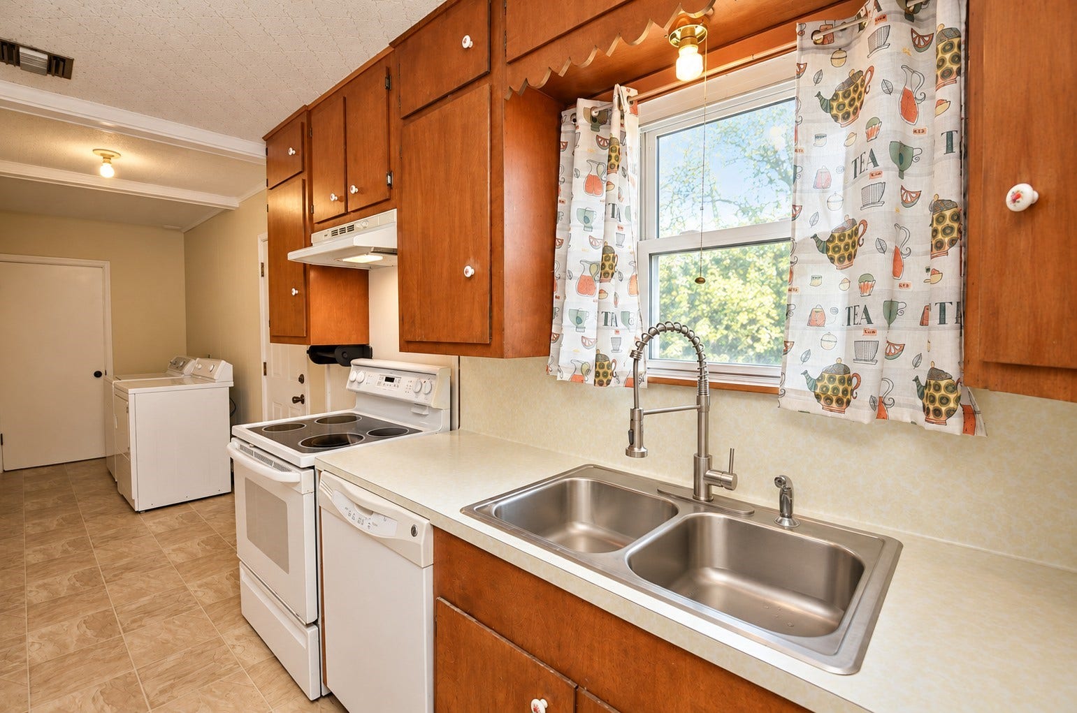 1713 FROST Street, Rosenberg, TX 77471 1713 FROST Street, Rosenberg, TX 77471