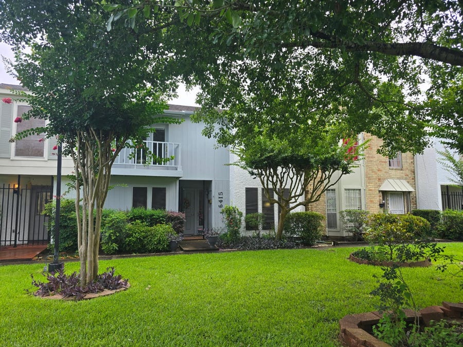 Property photo for 6415 Creekbend Drive, #107, Houston, TX