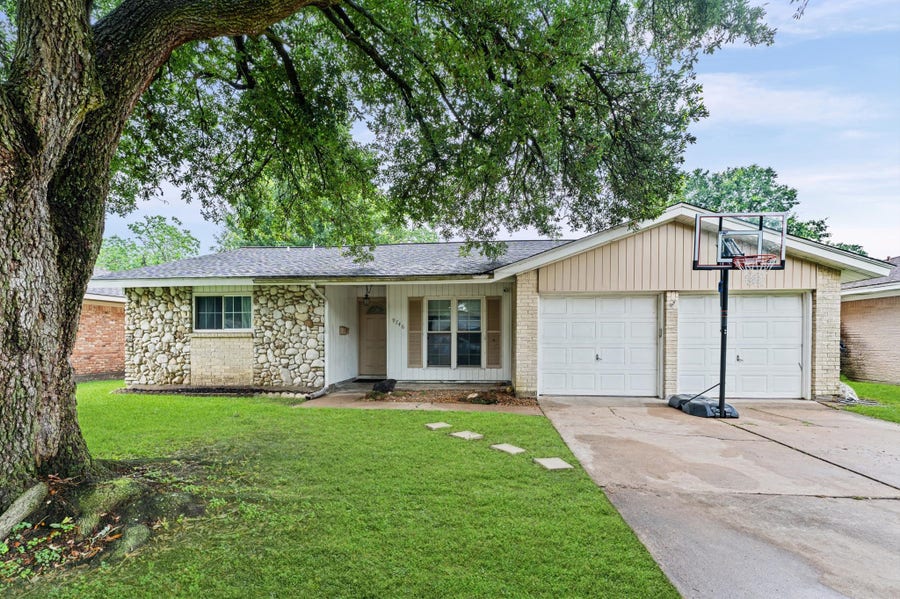 Property photo for 9746 Buena Park Drive, Houston, TX