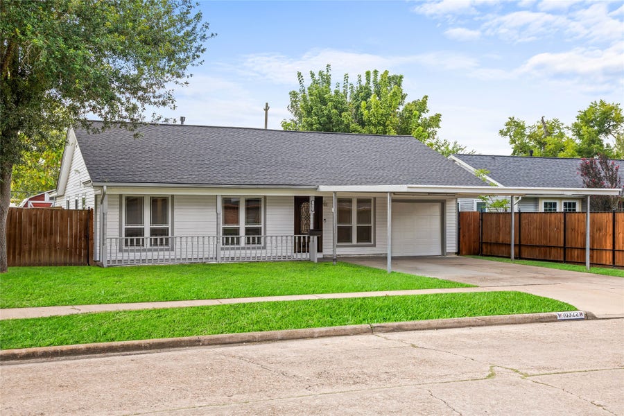 Property photo for 10322 Southport Drive, Houston, TX