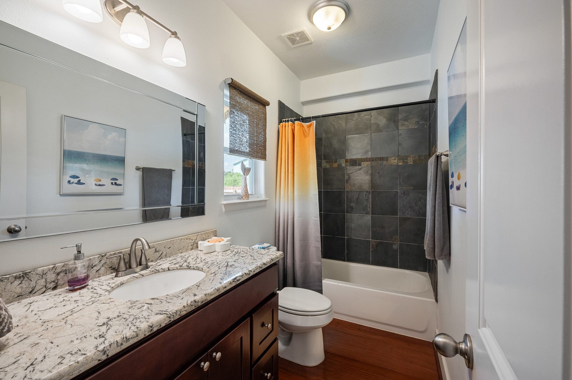 2525 E Bayshore Drive, San Leon, TX 77539 2525 E Bayshore Drive, San Leon, TX 77539