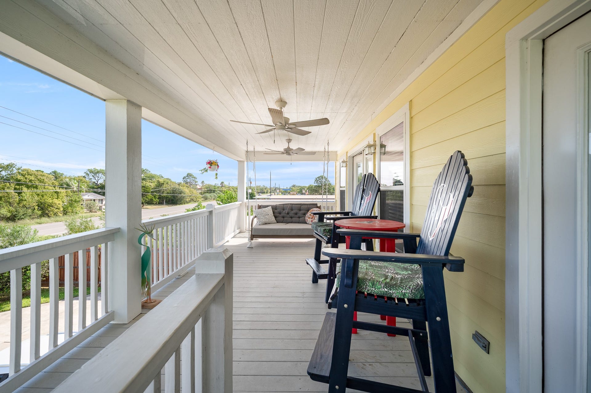 2525 E Bayshore Drive, San Leon, TX 77539 2525 E Bayshore Drive, San Leon, TX 77539