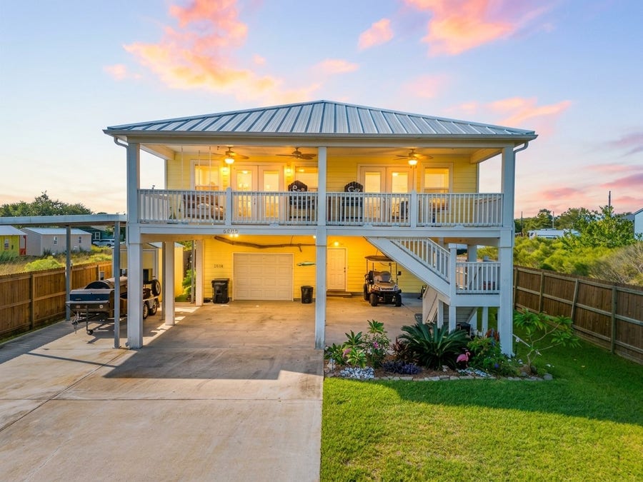 Property photo for 2525 E Bayshore Drive, San Leon, TX
