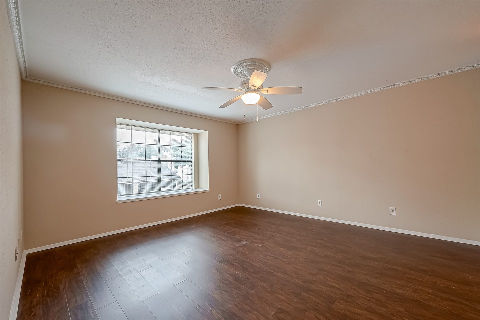 14911 Wunderlich Drive, #1206, Houston, TX 77069 14911 Wunderlich Drive, #1206, Houston, TX 77069
