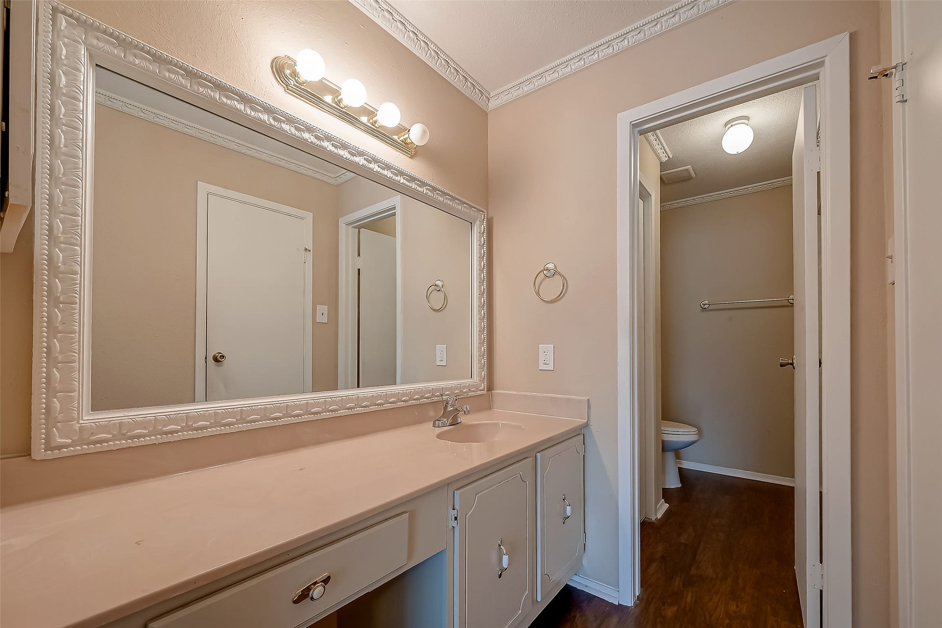 14911 Wunderlich Drive, #1206, Houston, TX 77069 14911 Wunderlich Drive, #1206, Houston, TX 77069