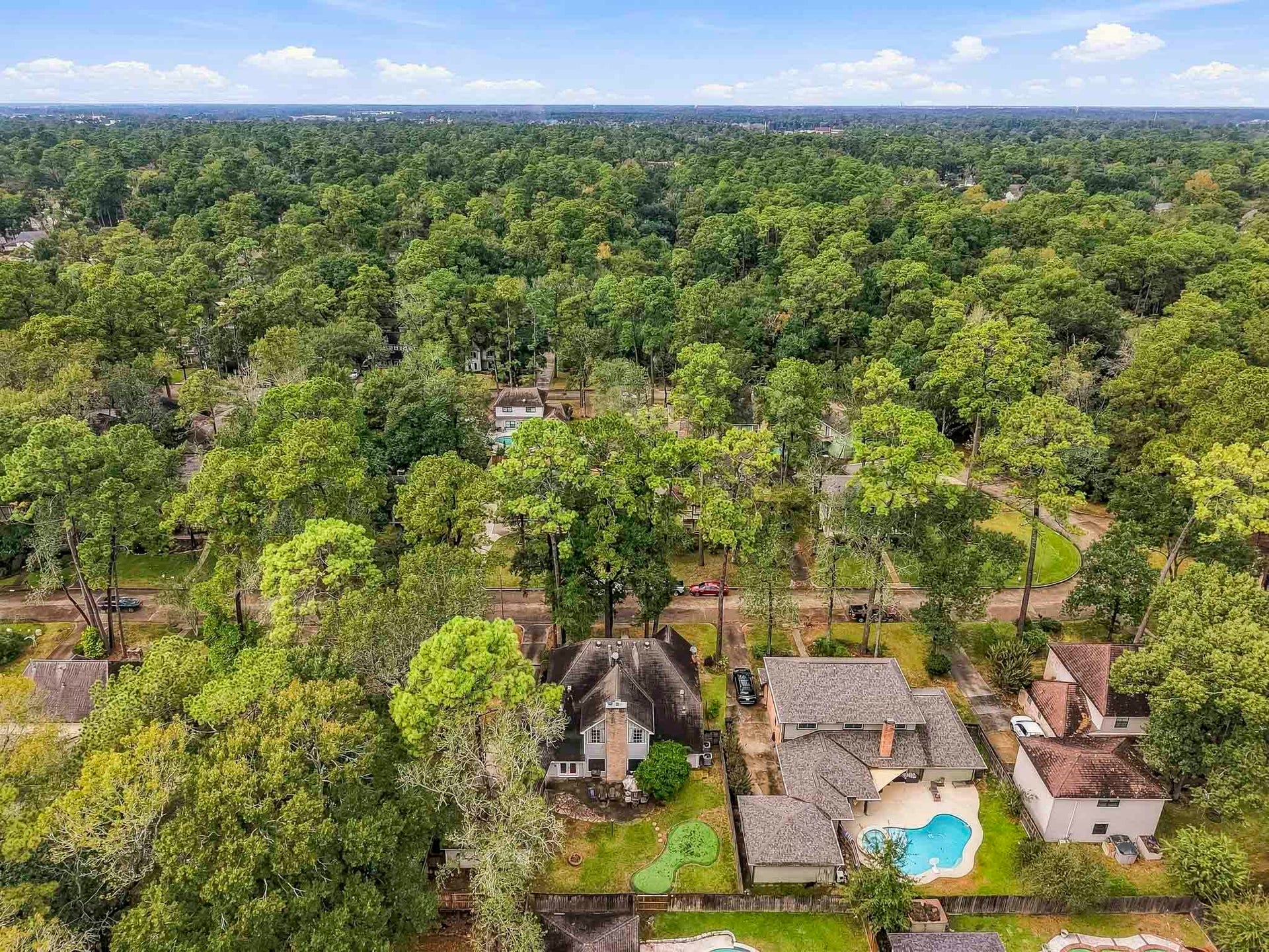 3610 Valley Haven Drive, Houston, TX 77339 Aerial photo of the large lot!