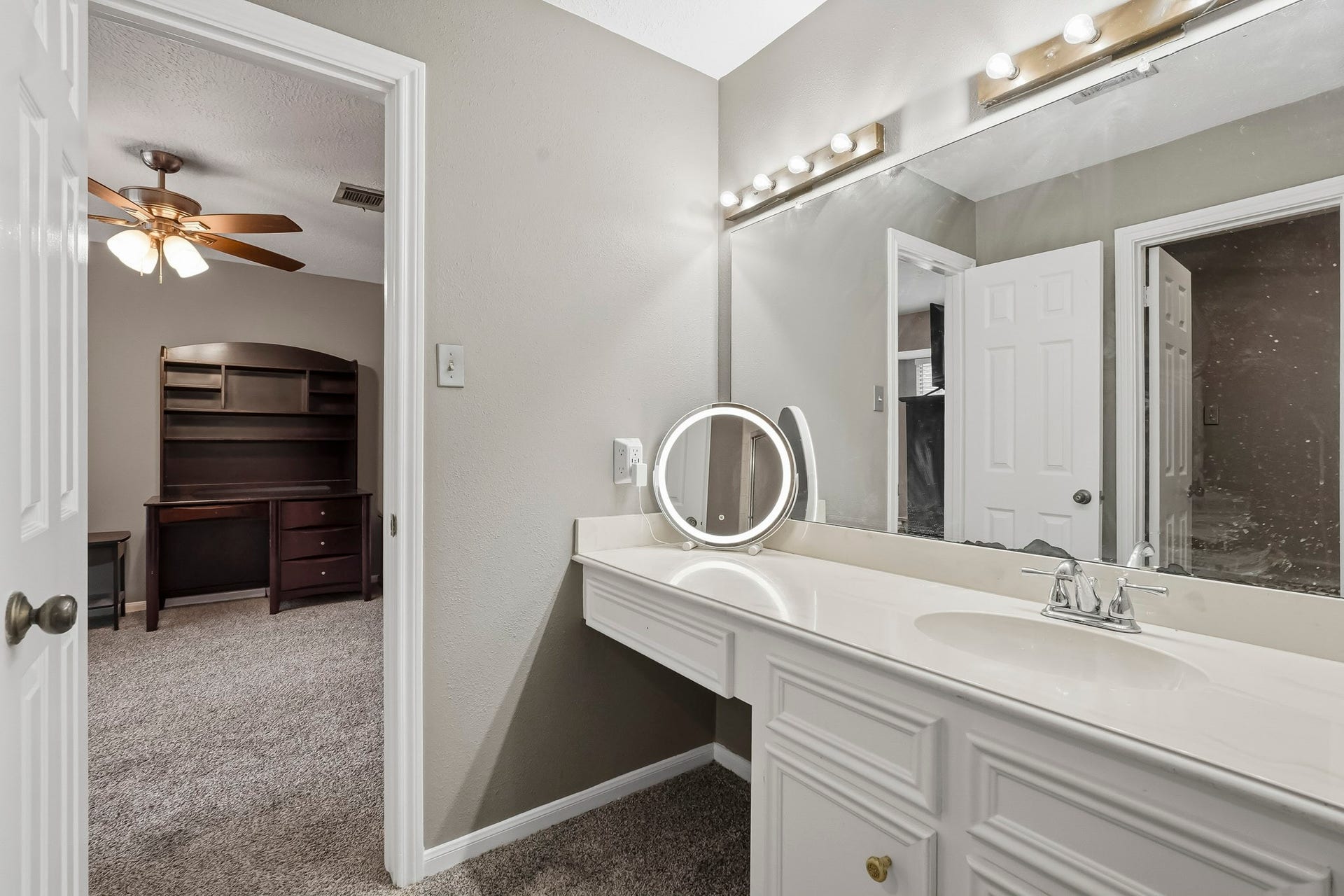 3610 Valley Haven Drive, Houston, TX 77339 3610 Valley Haven Drive, Houston, TX 77339