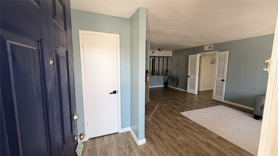 Property photo for 6200 W Tidwell Road, #1702, Houston, TX