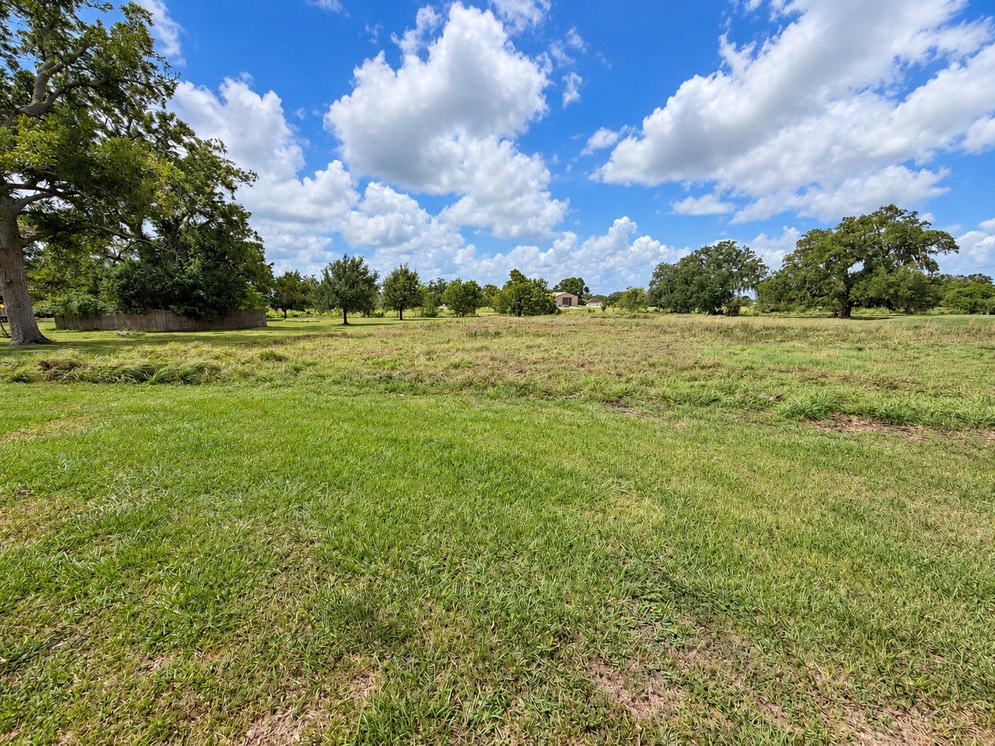 407 Branding Iron Circle, Angleton, TX 77515 407 Branding Iron Circle, Angleton, TX 77515