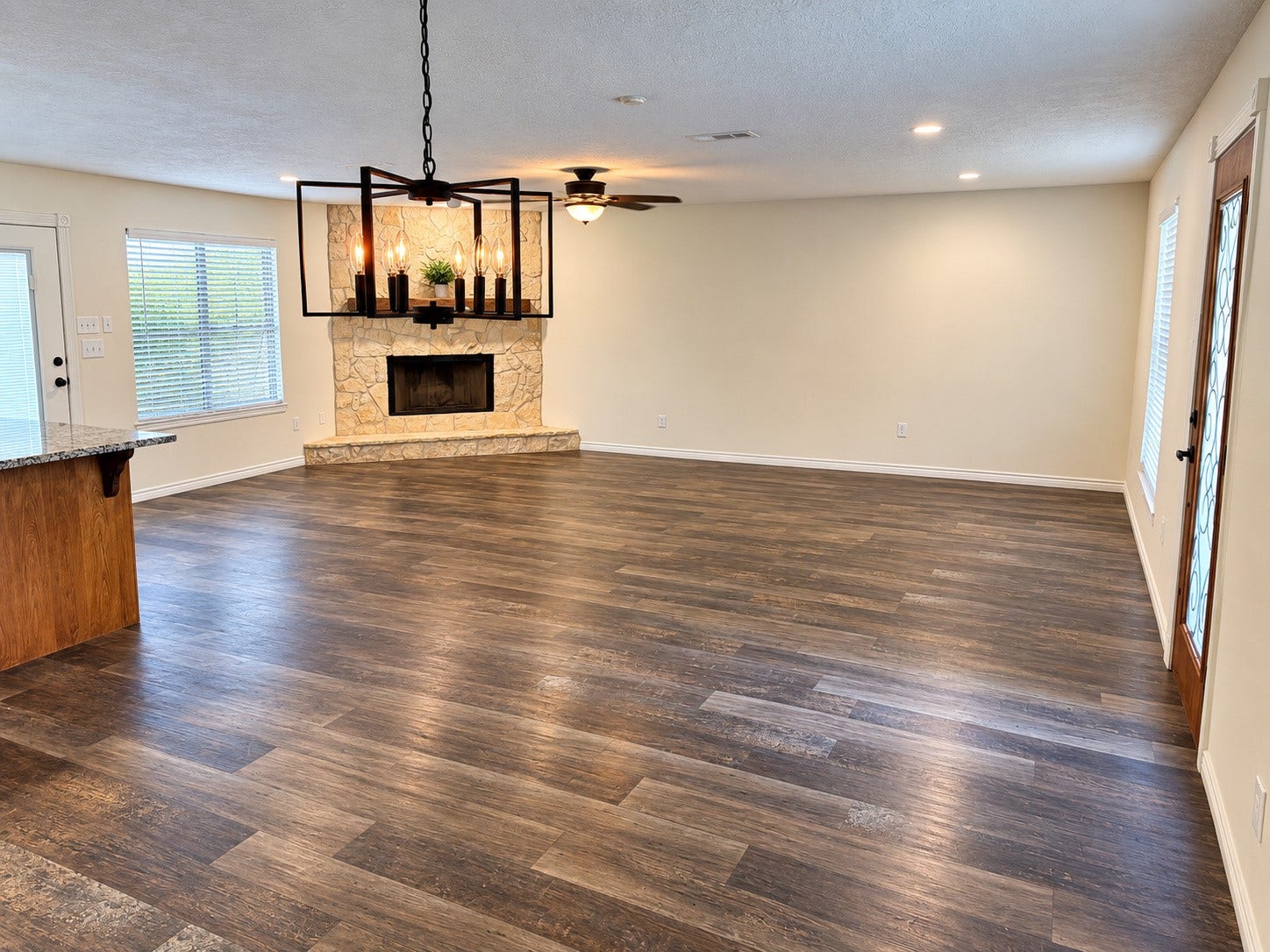 407 Branding Iron Circle, Angleton, TX 77515 407 Branding Iron Circle, Angleton, TX 77515