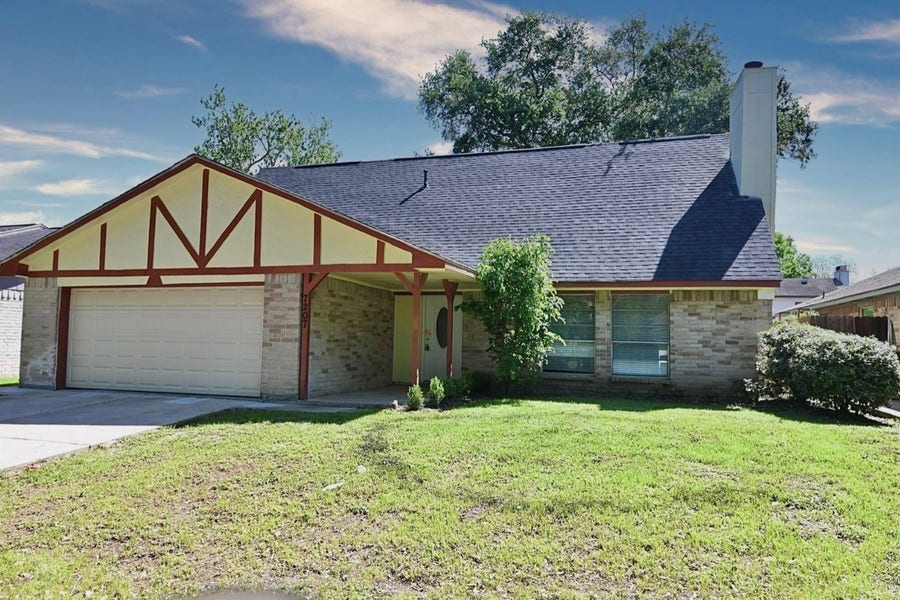 Property photo for 7207 San Pablo Drive, Houston, TX