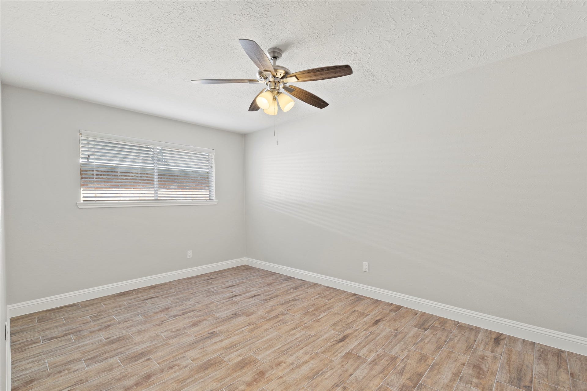 2536 Parkway Avenue, Rosenberg, TX 77471 2536 Parkway Avenue, Rosenberg, TX 77471