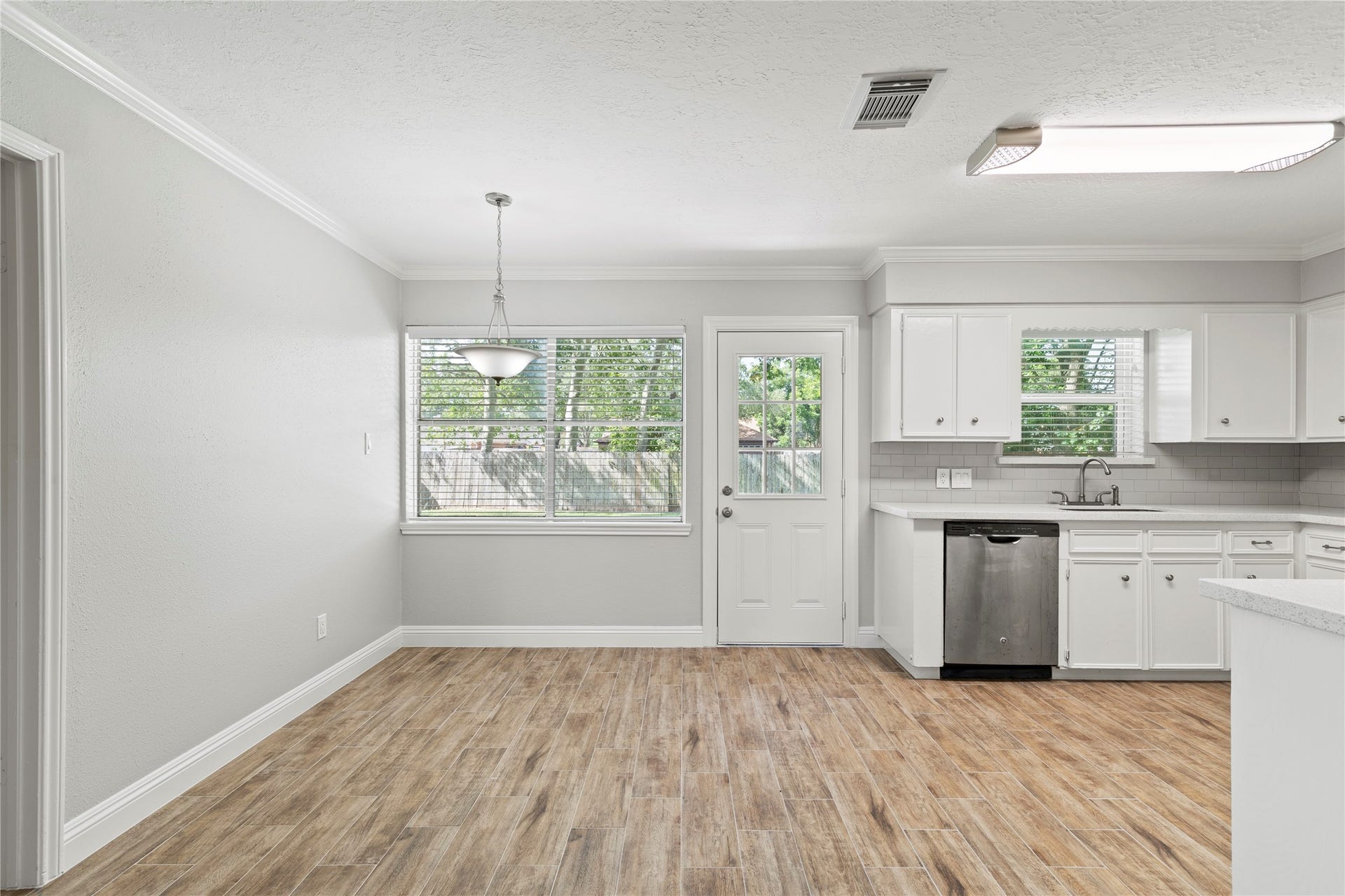 2536 Parkway Avenue, Rosenberg, TX 77471 2536 Parkway Avenue, Rosenberg, TX 77471