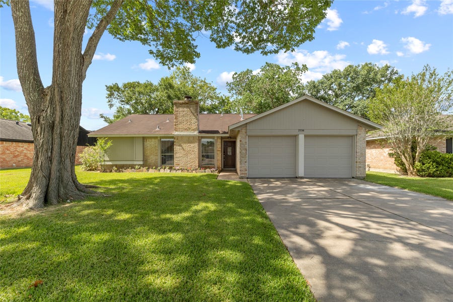 Property photo for 2536 Parkway Avenue, Rosenberg, TX