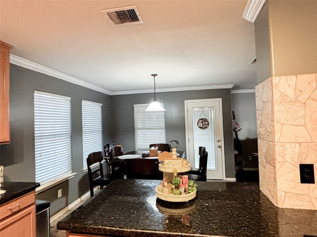 3811 Trent Cove Ln, Pearland, TX 77584 3811 Trent Cove Ln, Pearland, TX 77584