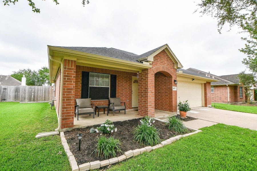 Property photo for 4107 Merlet Drive, Pearland, TX