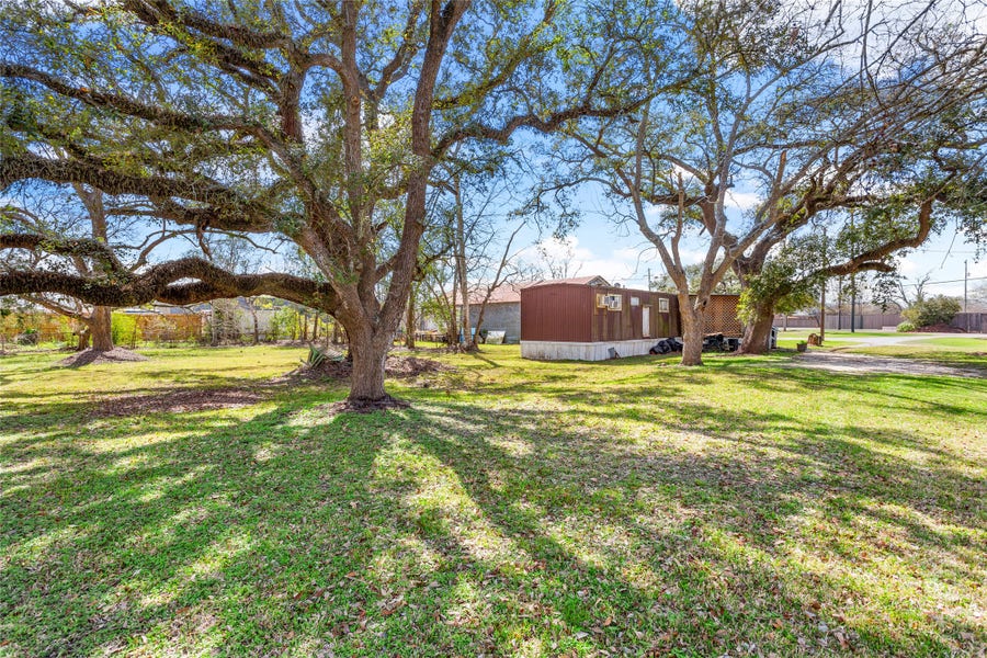 Property photo for 1806 FM 528 / Munson Road, Alvin, TX
