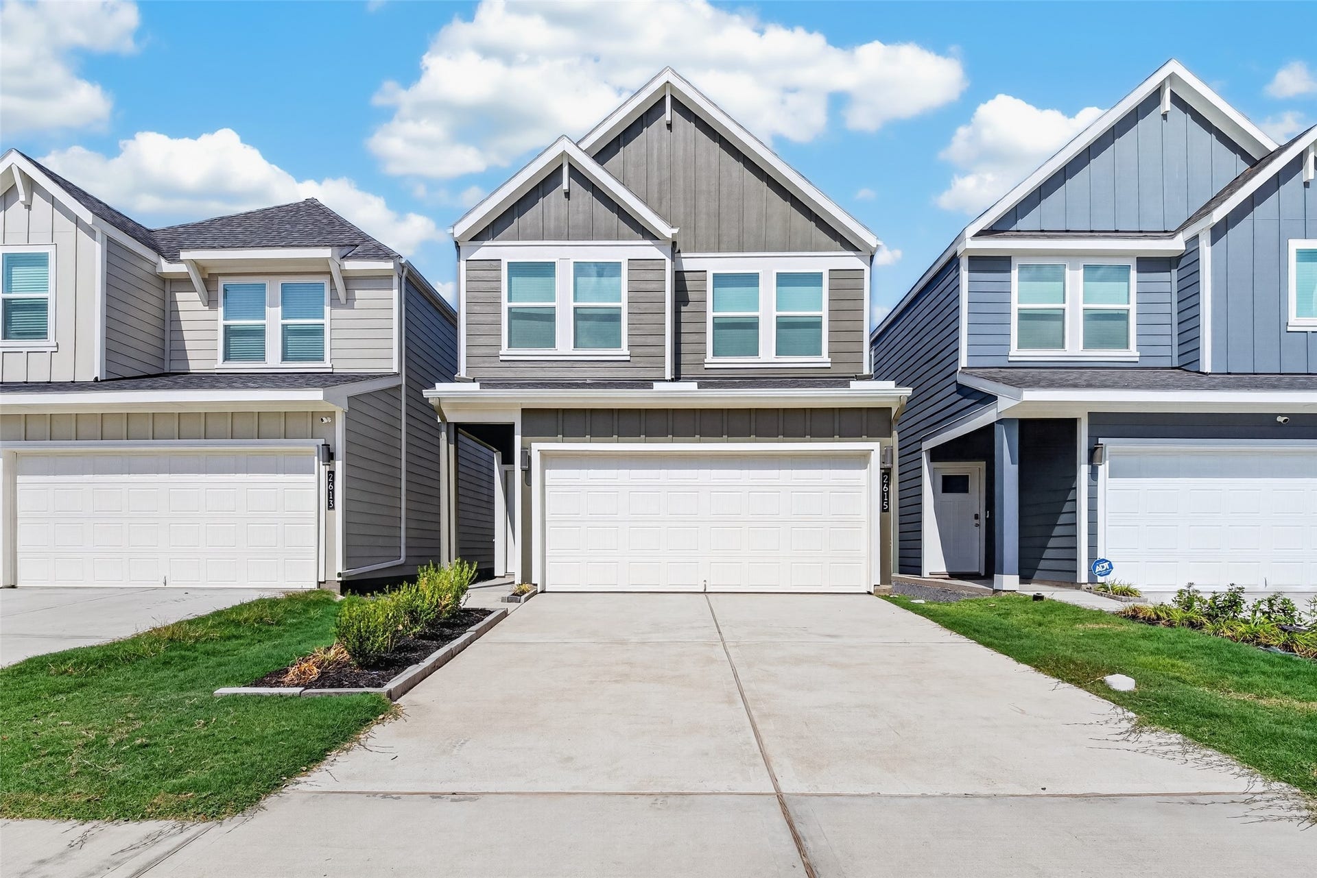 2615 McHenry Landing Lane, Houston, TX 77051