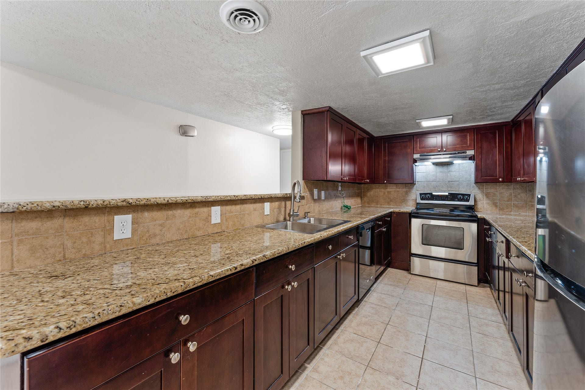 12633 Memorial Drive, #50, Houston, TX 77024 12633 Memorial Drive, #50, Houston, TX 77024