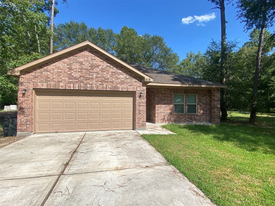 Property photo for 618 Shady Lake Drive, New Caney, TX