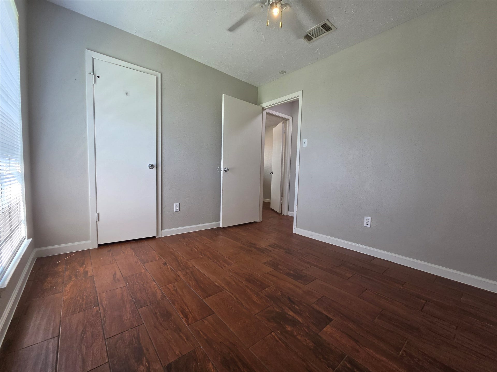 5723 Flax Bourton Street, Humble, TX 77346 5723 Flax Bourton Street, Humble, TX 77346