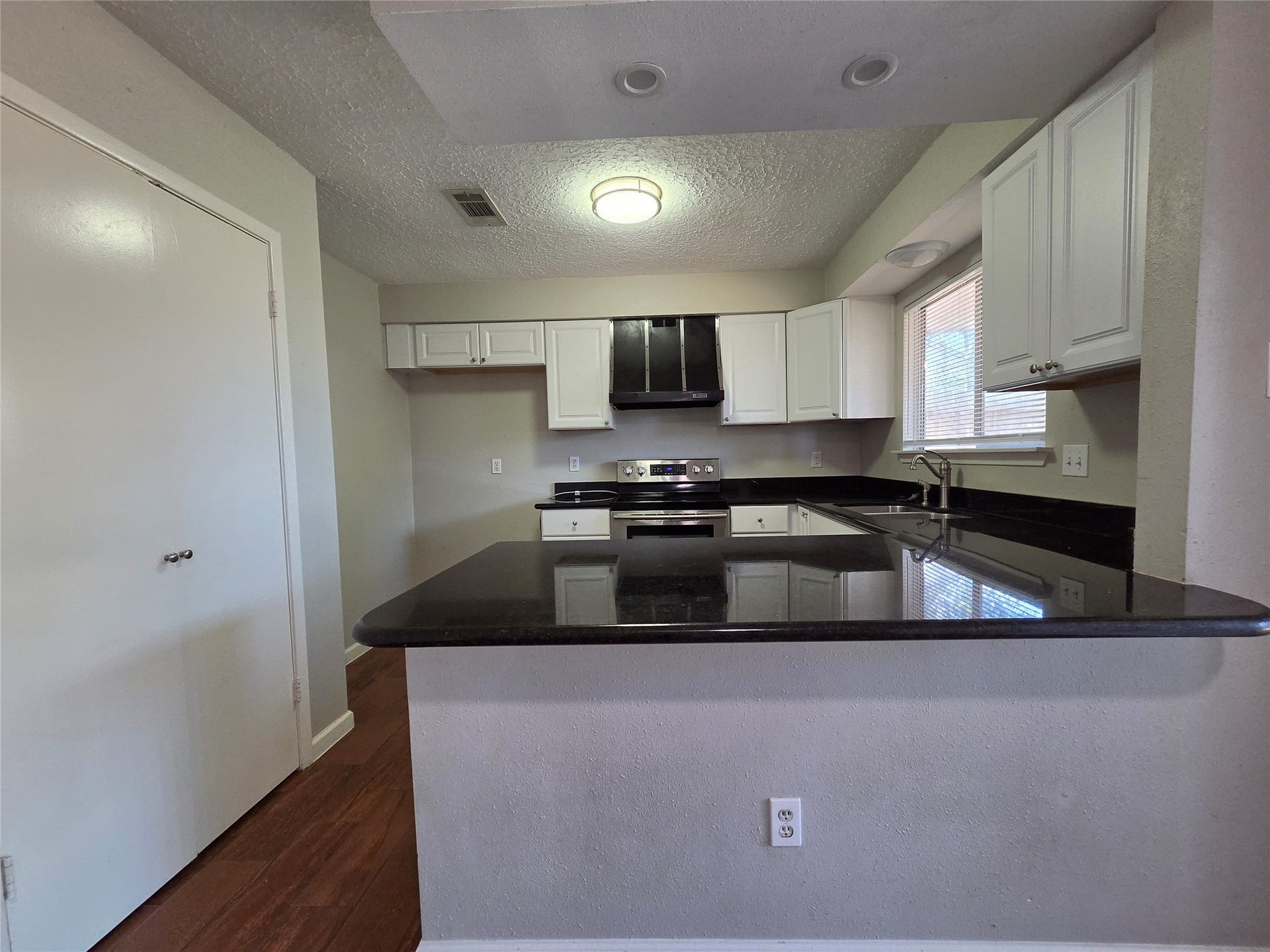 5723 Flax Bourton Street, Humble, TX 77346 5723 Flax Bourton Street, Humble, TX 77346