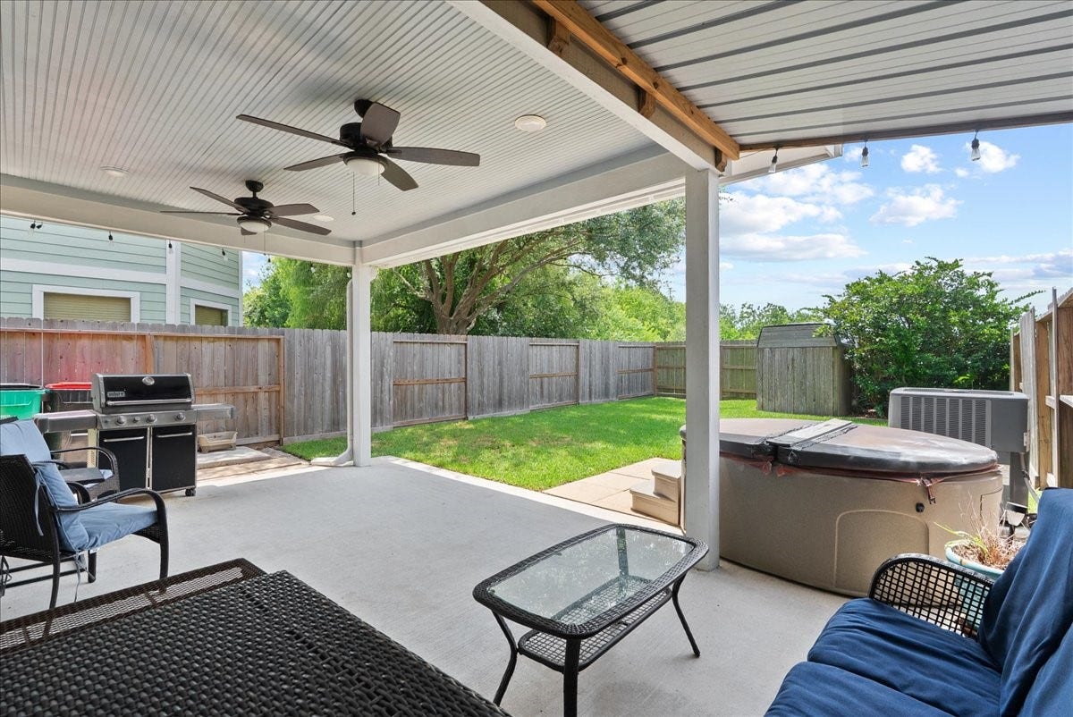 838 San Jacinto Circle, Baytown, TX 77521 838 San Jacinto Circle, Baytown, TX 77521