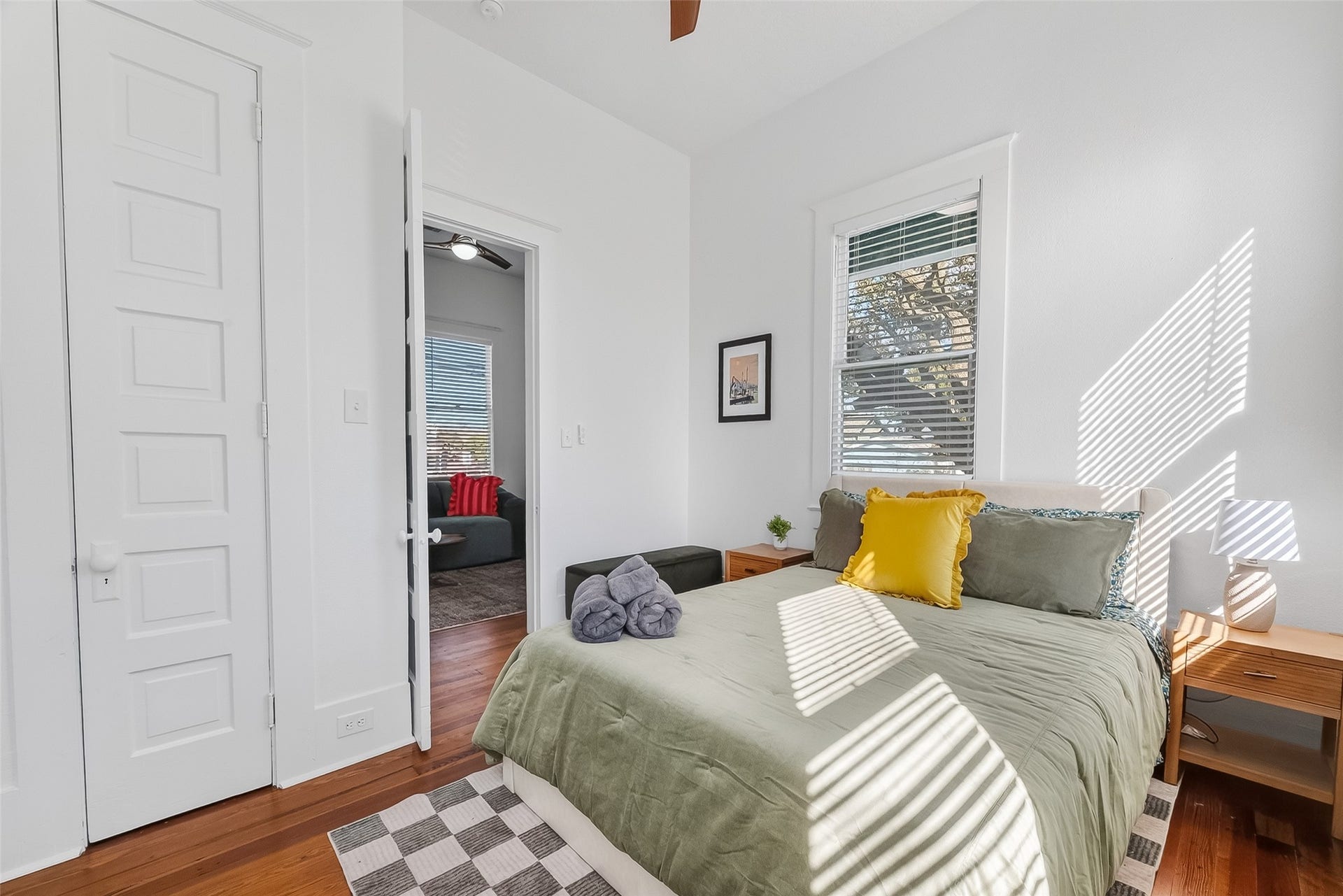 2015 28TH ST, Galveston, TX 77550 2015 28TH ST, Galveston, TX 77550