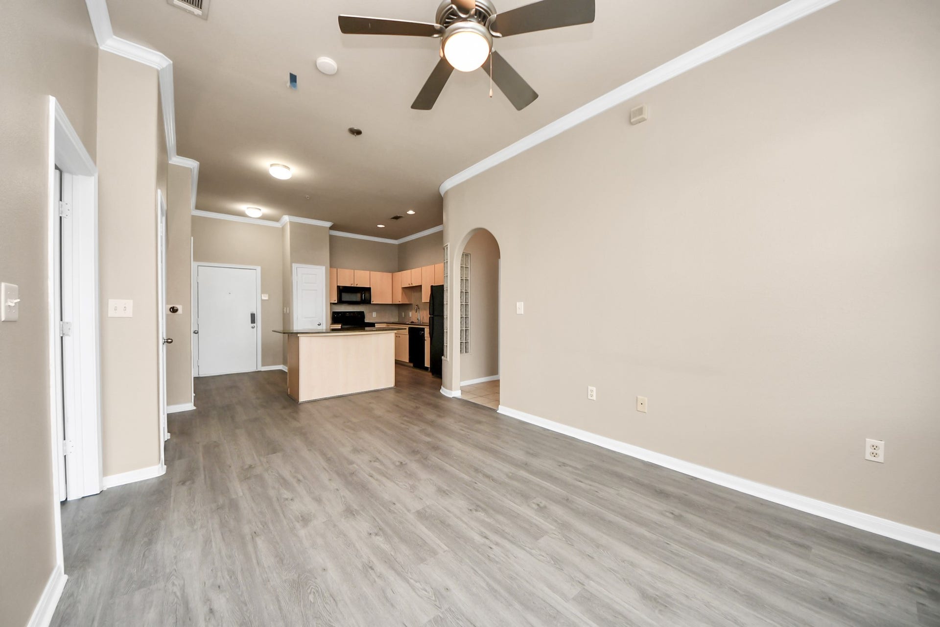 1441 East Street, #312, Houston, TX 77007 1441 East Street, #312, Houston, TX 77007